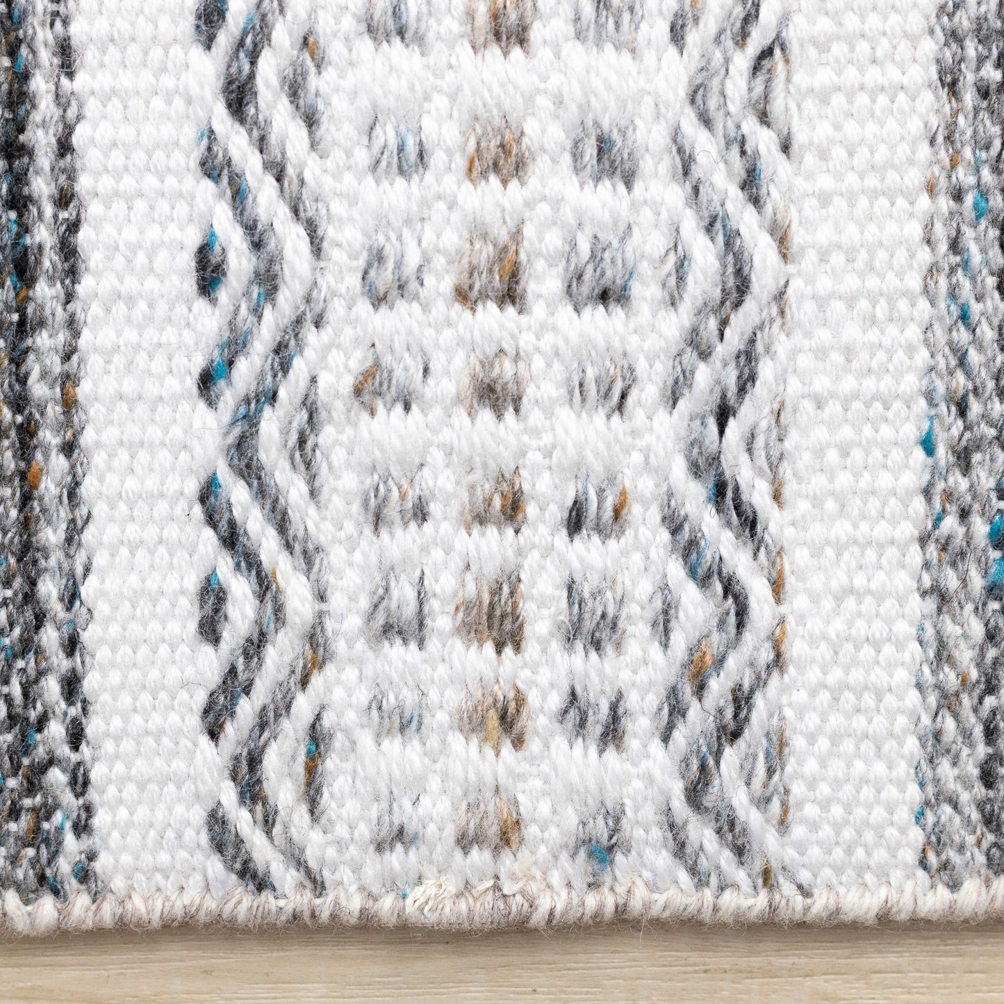 Tribal Southwestern White Area Rug