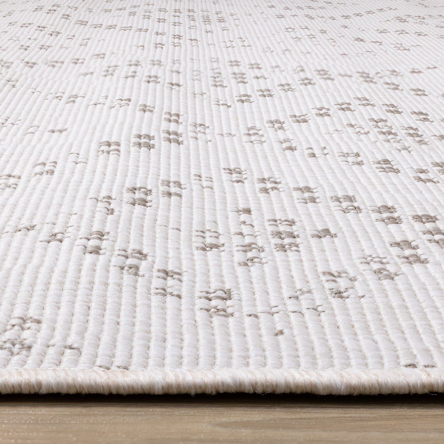 Alfombra geométrica tribal/sudoeste en color topo