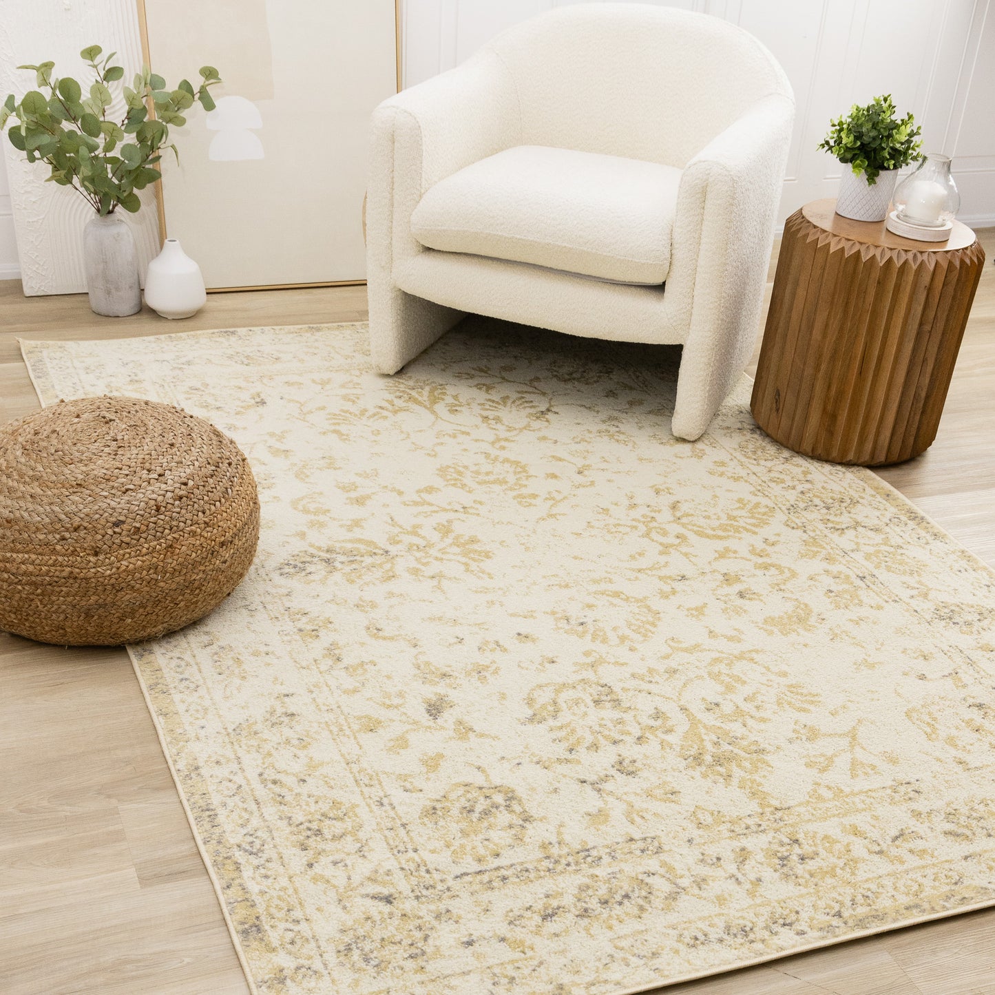 Alfombra clásica tradicional color crema