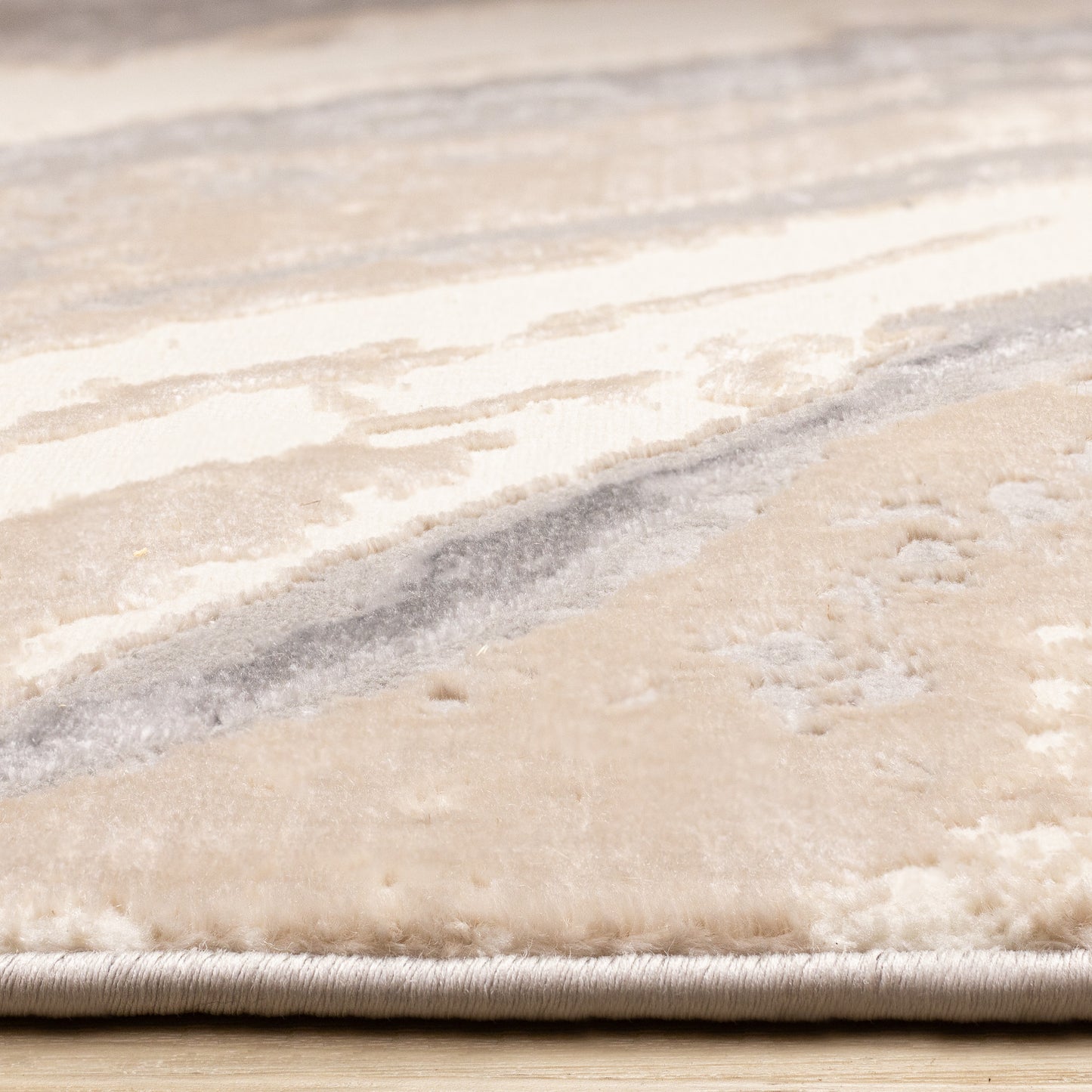 Alfombra orgánica contemporánea en color topo