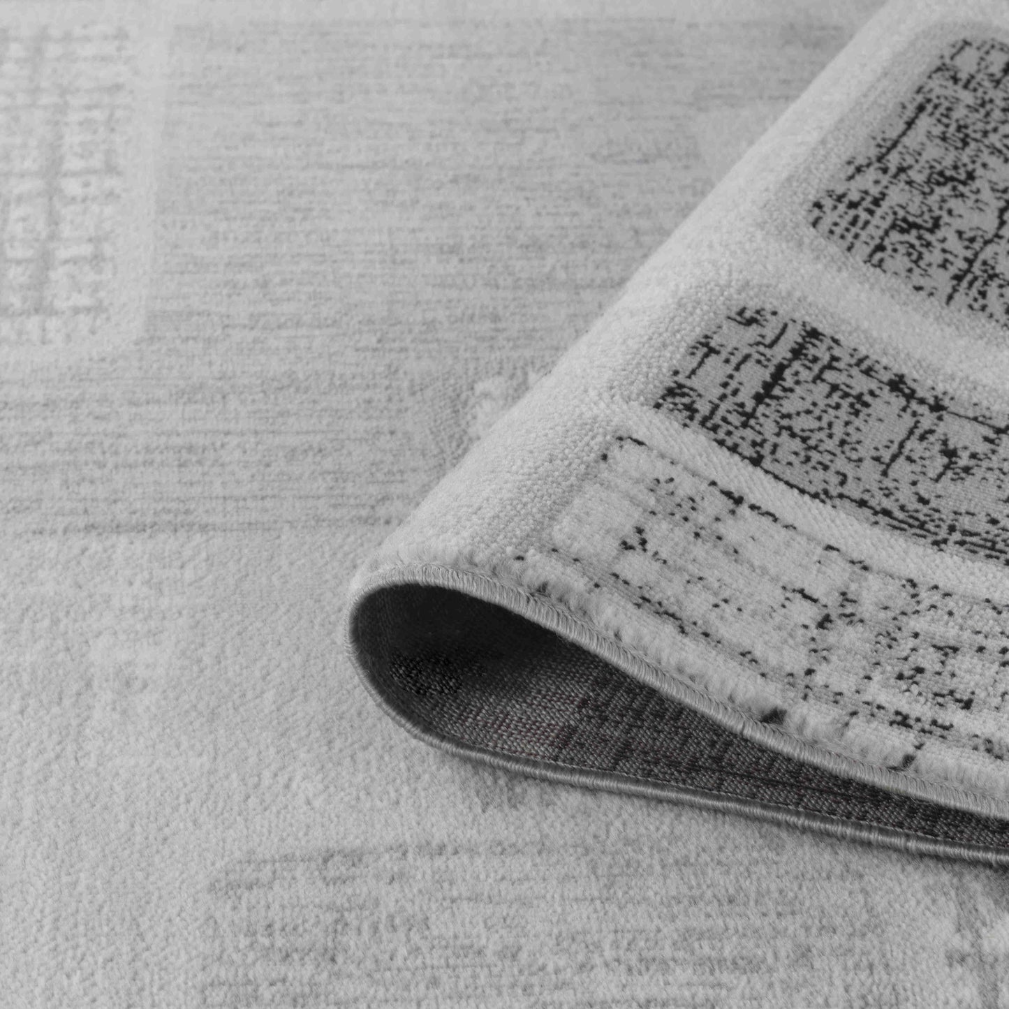 Nico Geometric Contemporary Grey and Black Indoor Rug