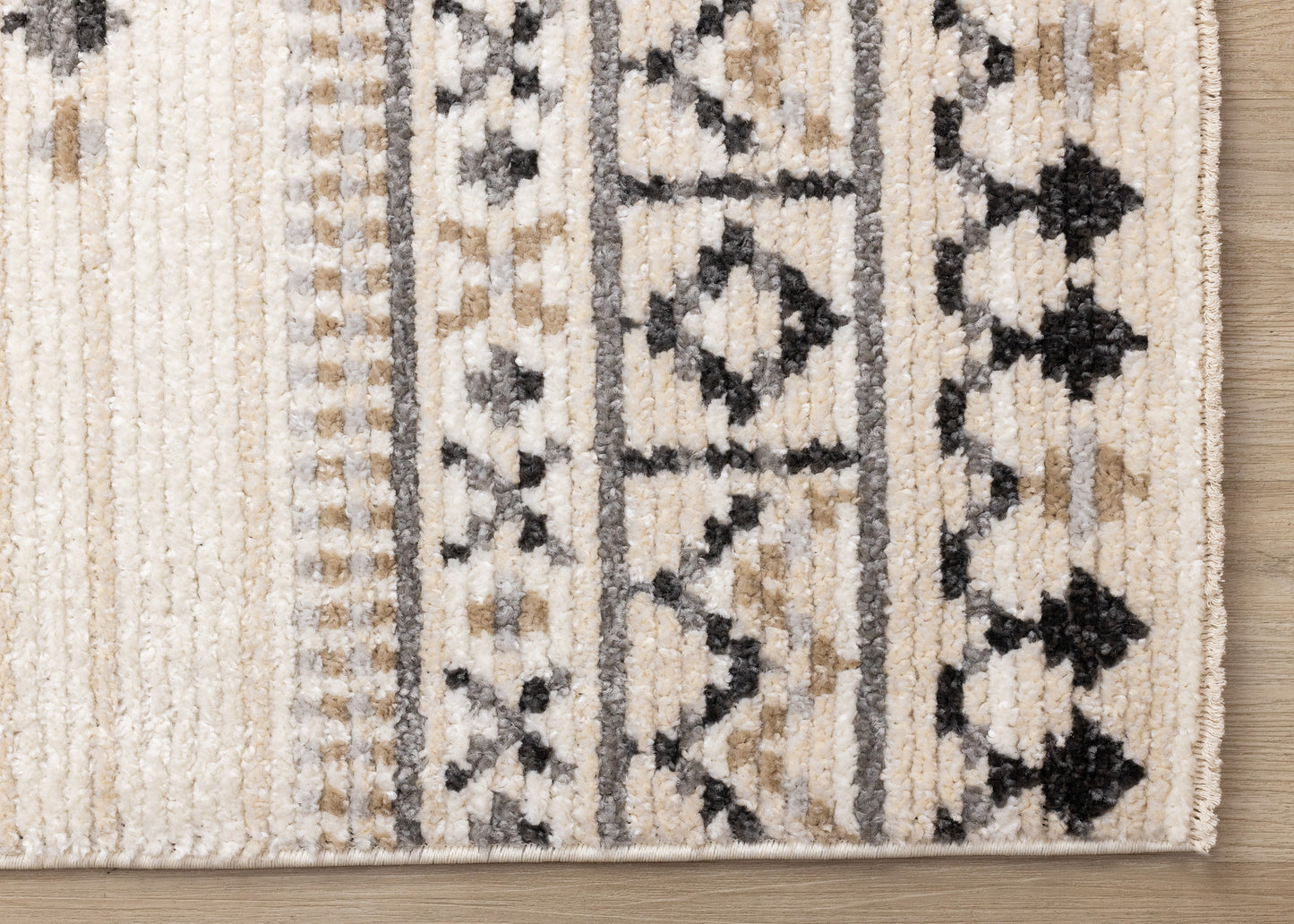 Tribal Southwestern Cream Area Rug