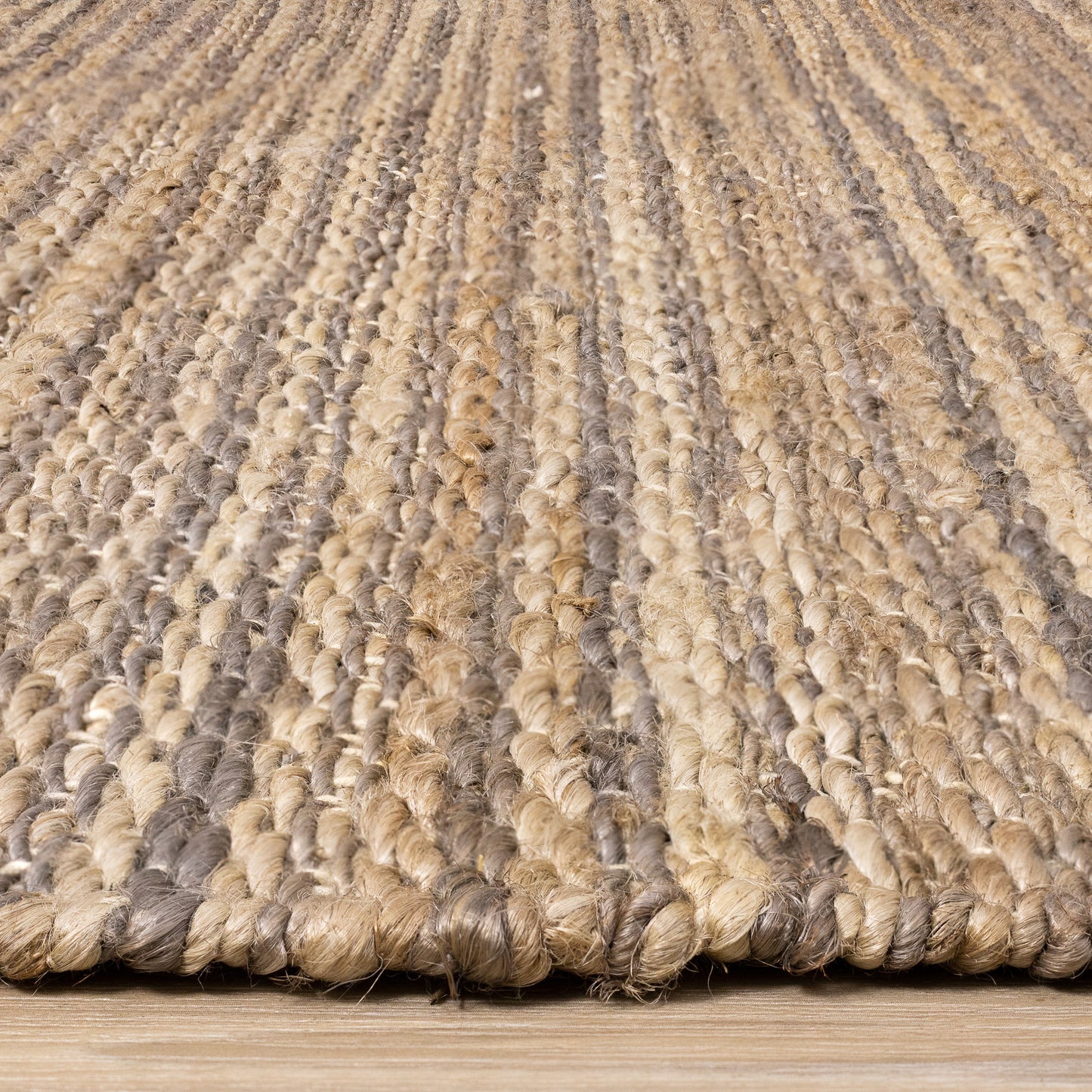 Tapis uni taupe naturel