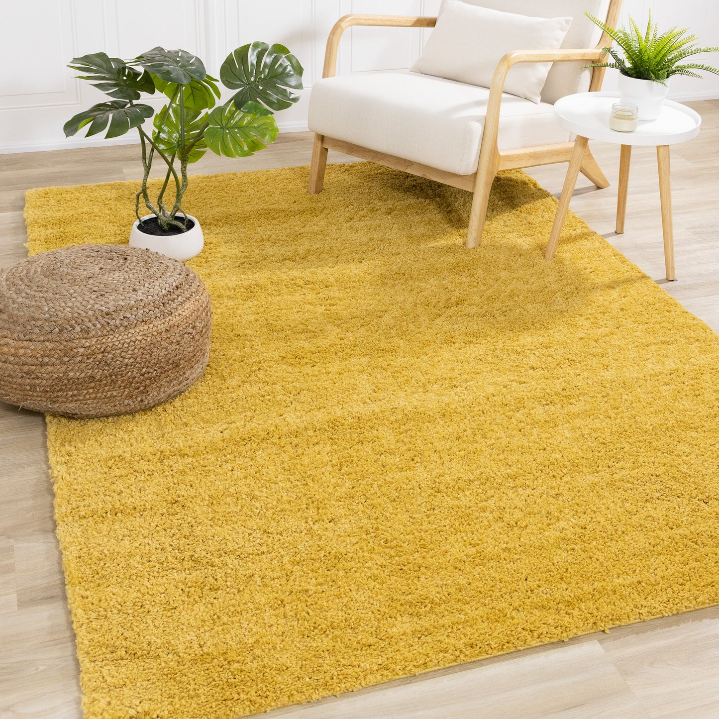 Alfombra moderna de color amarillo sólido tonal