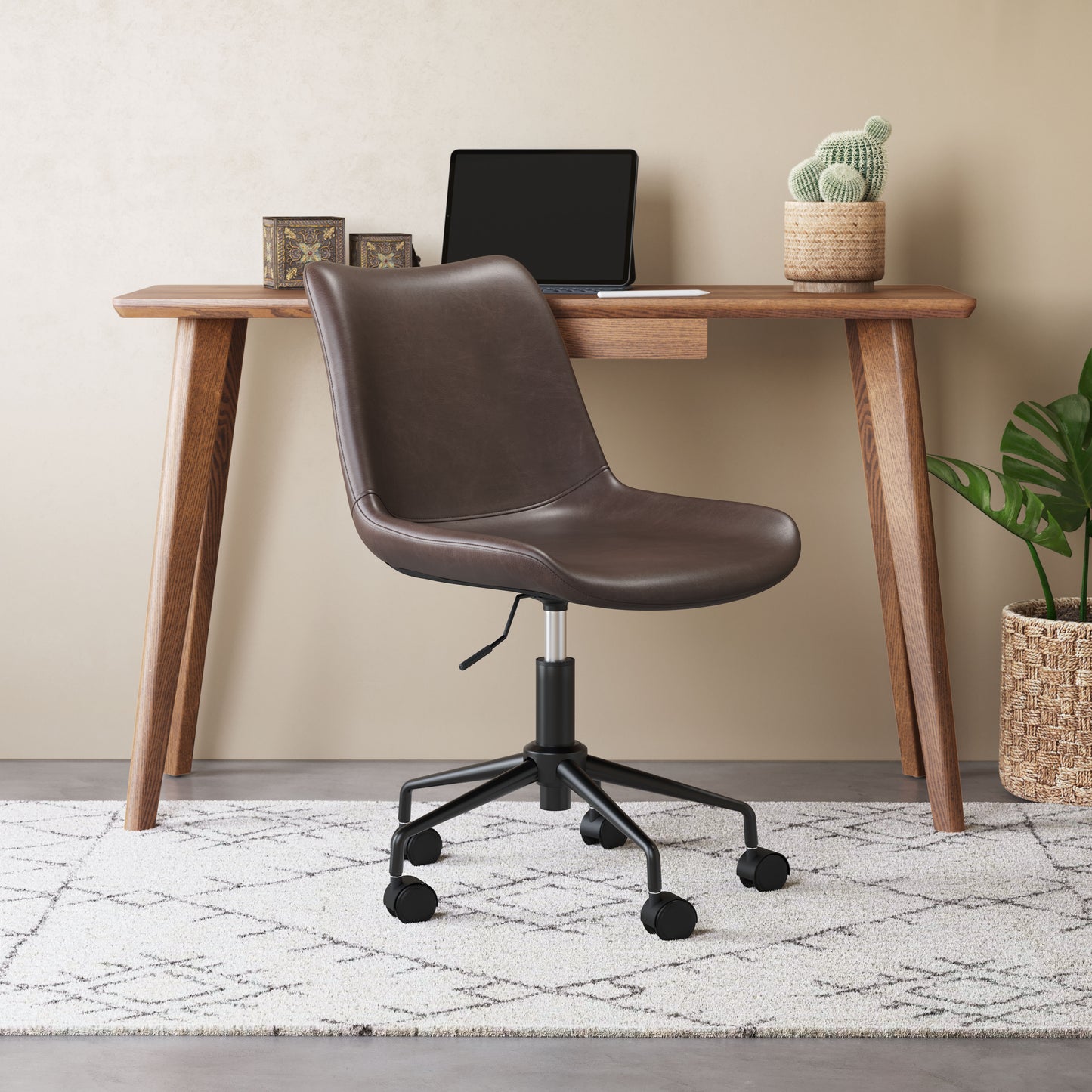 Silla de oficina marrón: asiento moderno y ergonómico para el hogar y la oficina