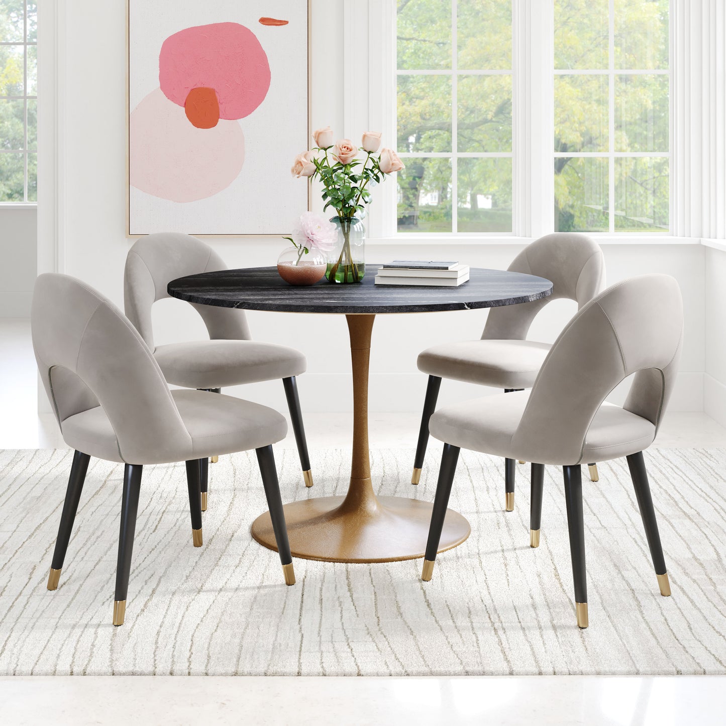 Mesa de comedor negra y dorada: elegante y duradera para espacios con estilo.