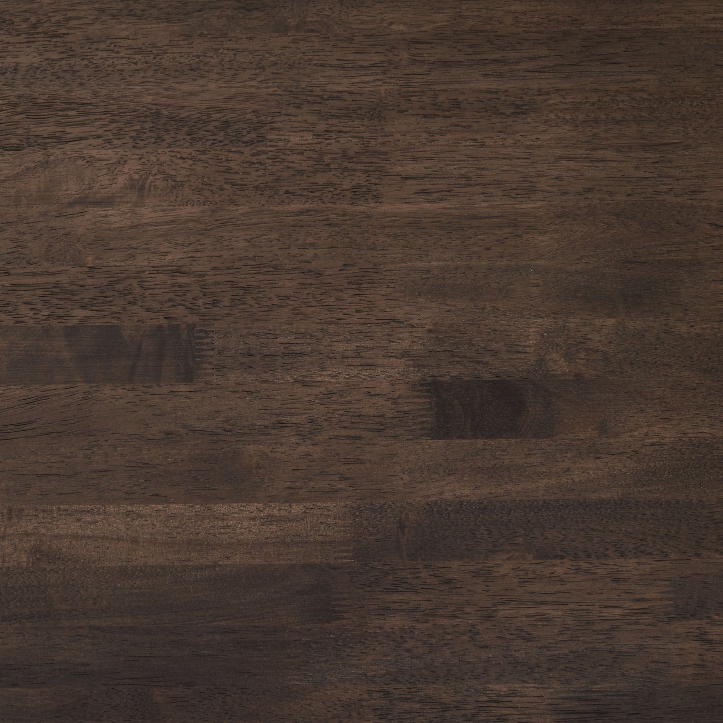 Mesa de comedor Espresso: elegante y duradera para espacios con estilo.