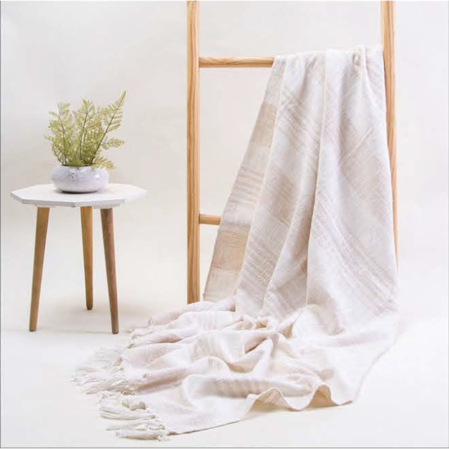 Decorative Throw Ivory