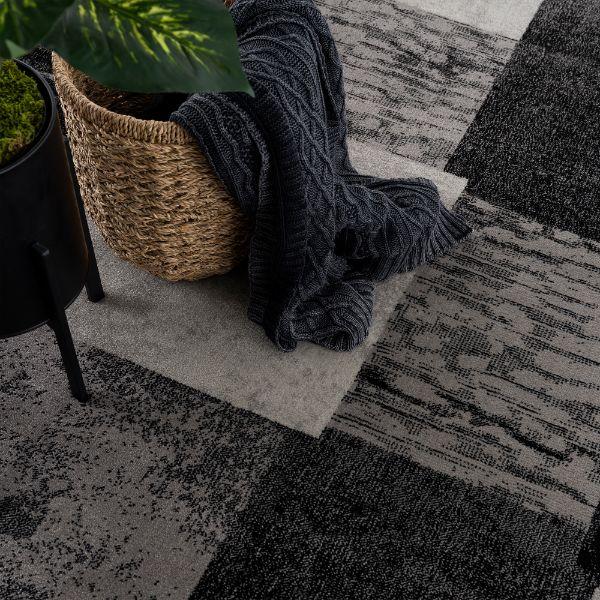 Montage Geometric Checkered Grey Rug