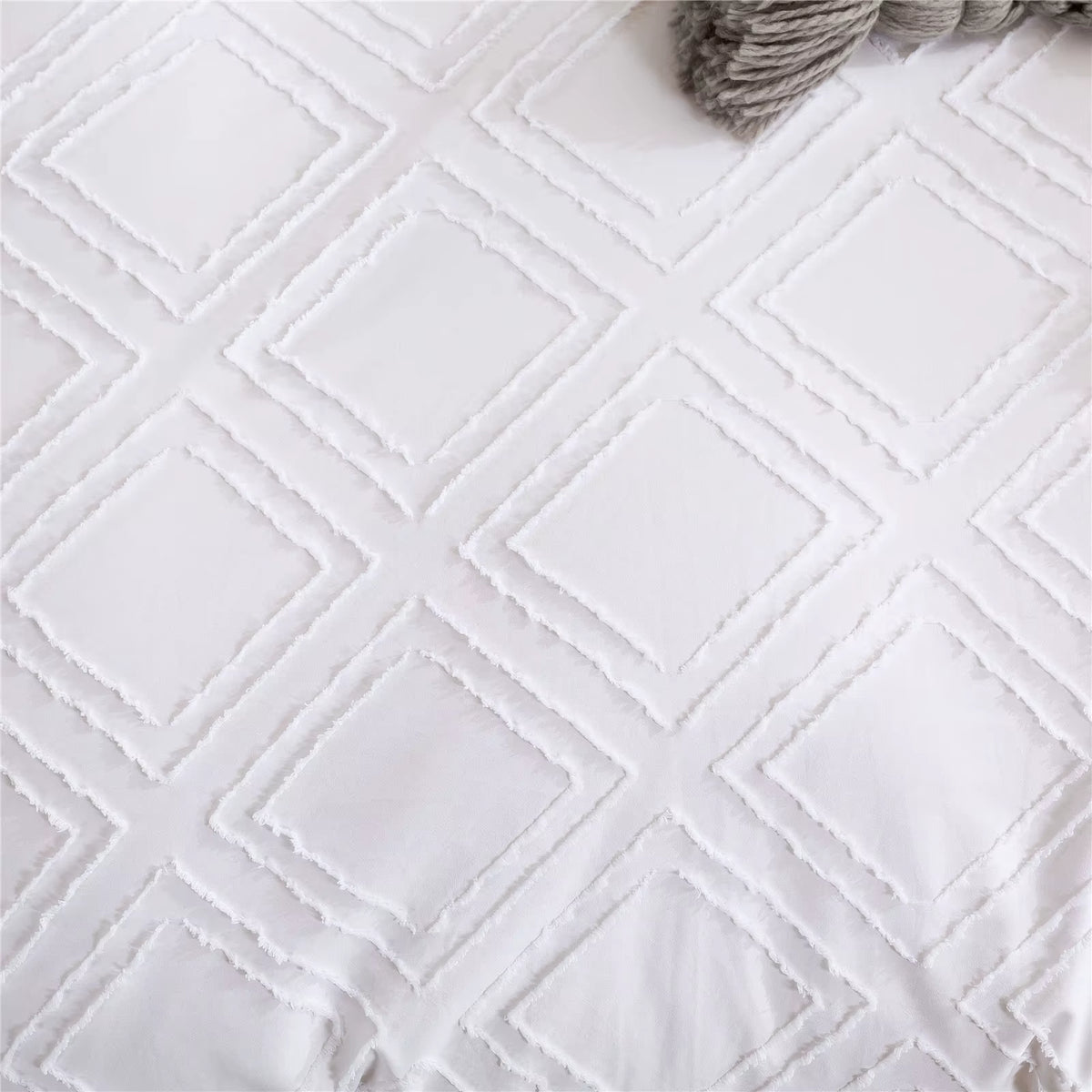 100% Tufted Jacquard Micro White Duvet Cover Set