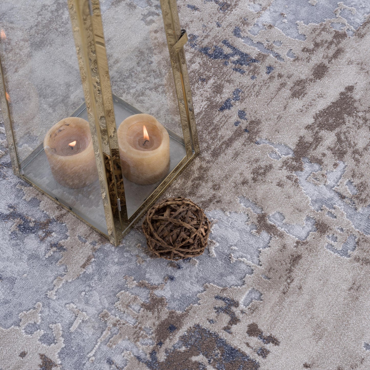 Elara Abstract Contemporary Grey and Beige Indoor Rug