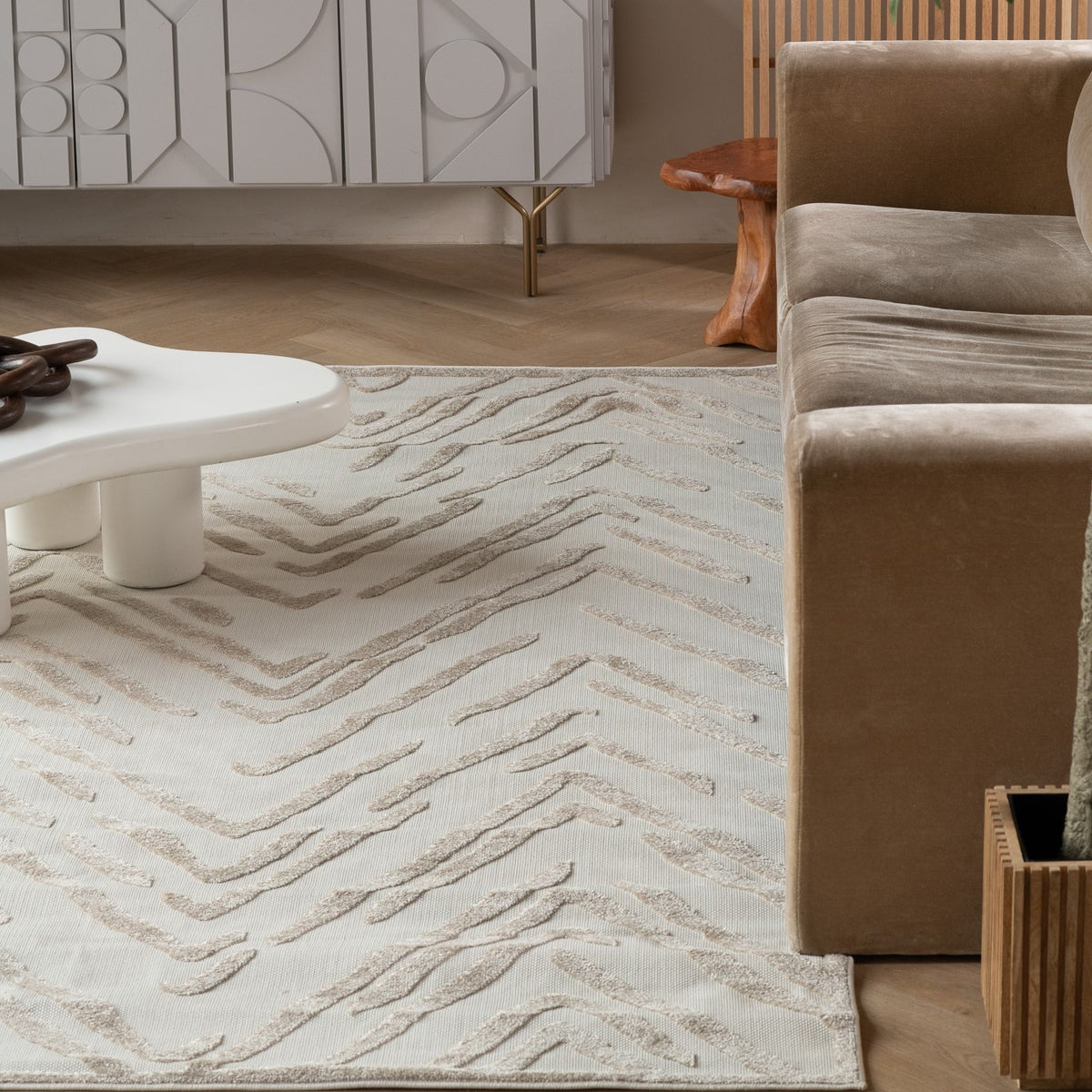 Seren Chevron Contemporary Grey and Beige Indoor Rug
