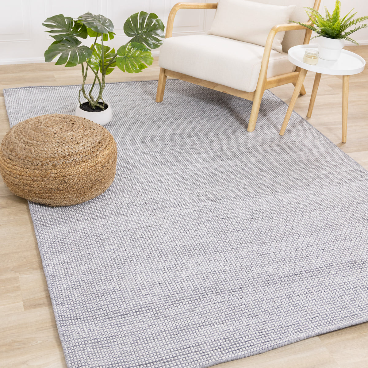 Tapis contemporain à pois crème