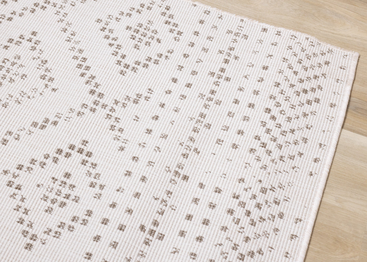 Tribal/Southwestern Geometric Taupe Area Rug