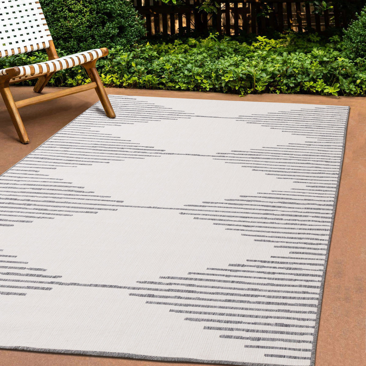 Mid-Century Geometric Grey Area Rug