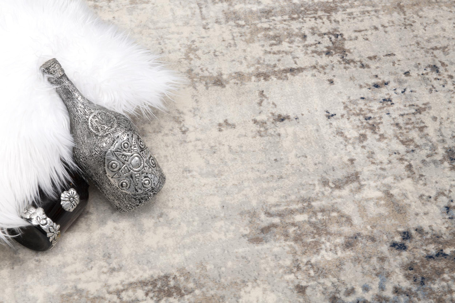 Maru Abstract Contemporary Blue Indoor Rug