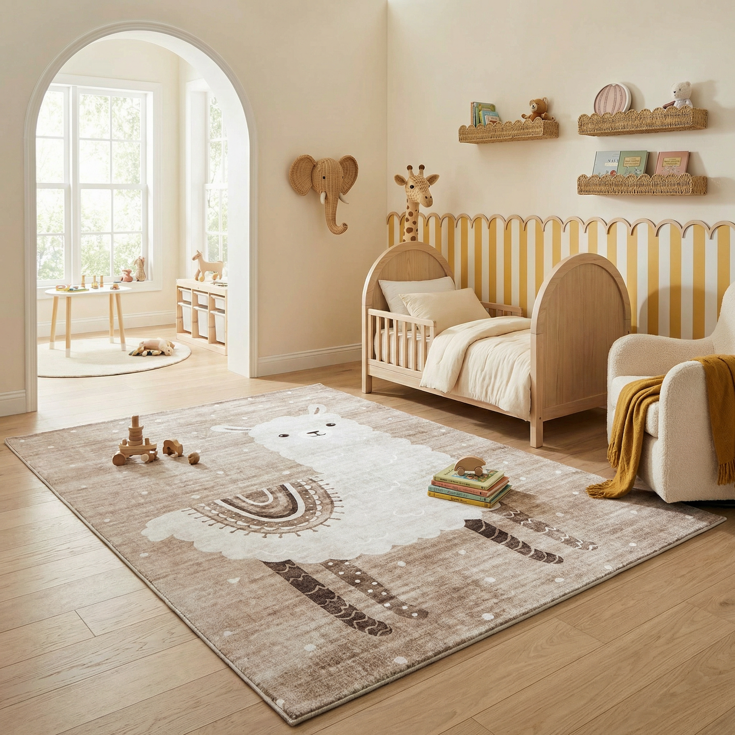 Alfombra de juego suave con forma de llama de Soft Steps Playtime, color marrón