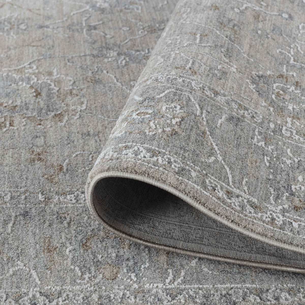 Safiya Floral Medallion Traditional Cream and Grey Indoor Rug