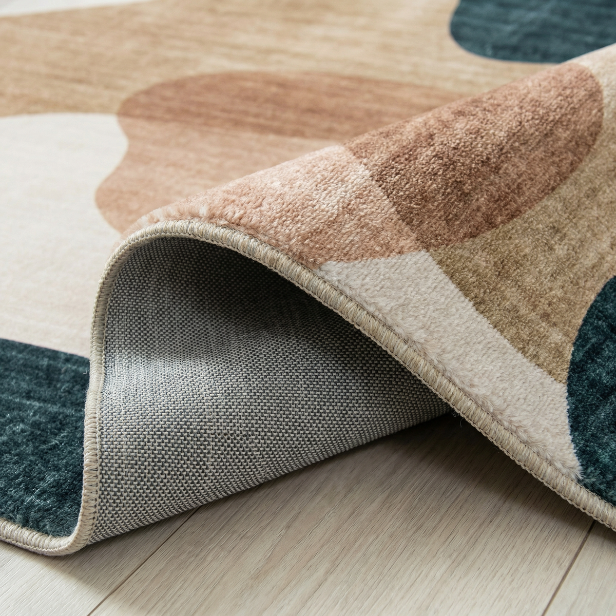 Calma Abstract Contemporary Cream and Green Indoor Rug