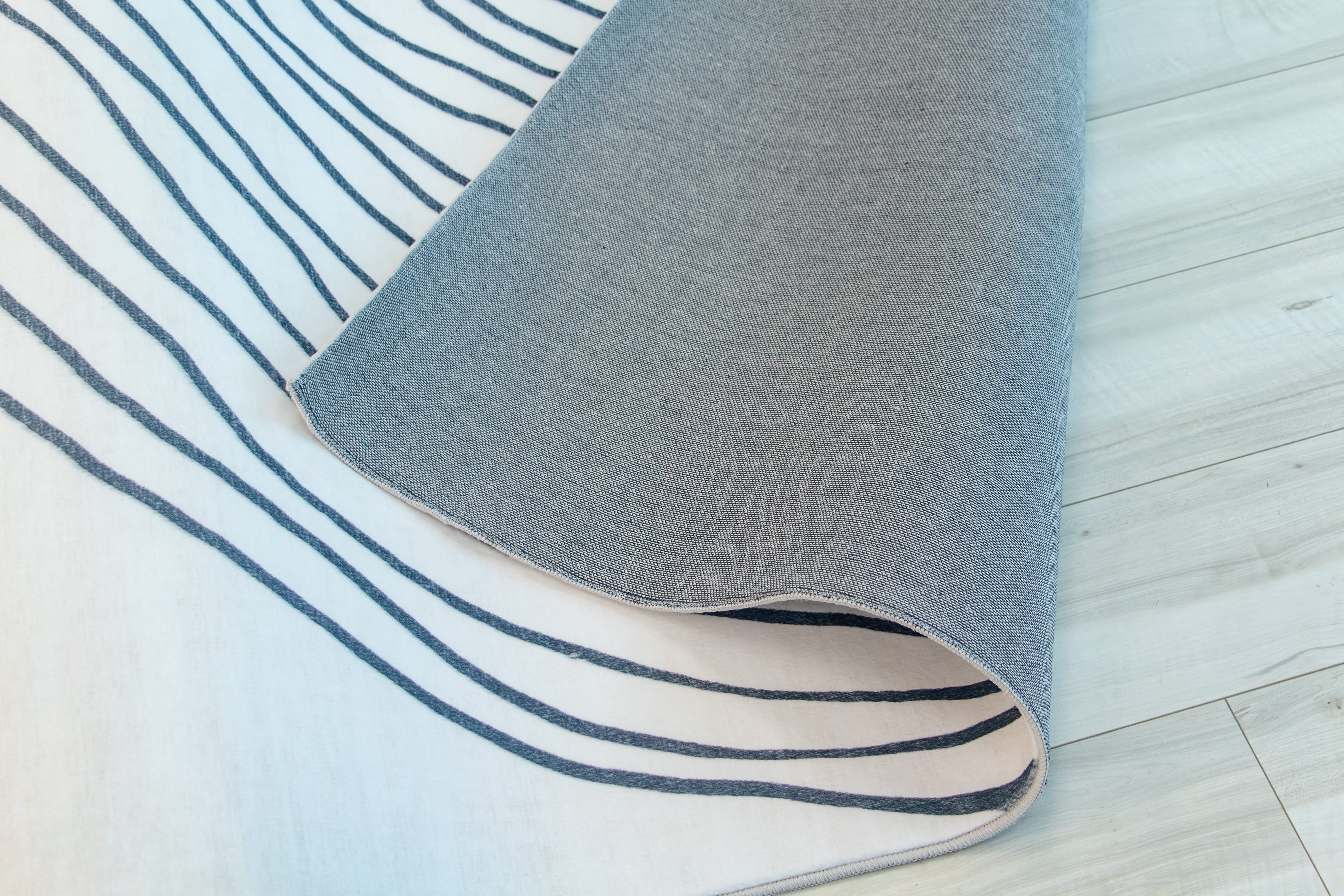 Minimalist Abstract Indoor Area Rug