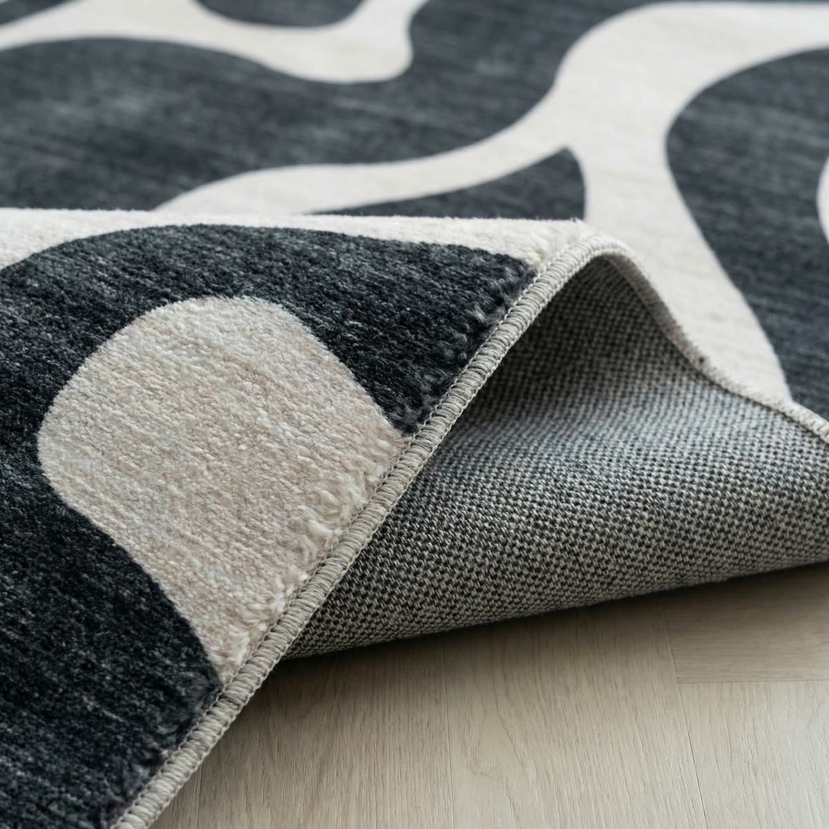 Elliot Abstract Wave Contemporary Black and White Indoor Rug