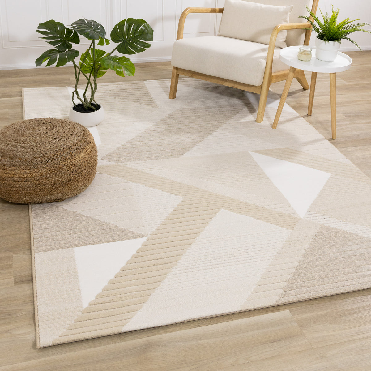 Tapis géométrique moderne beige