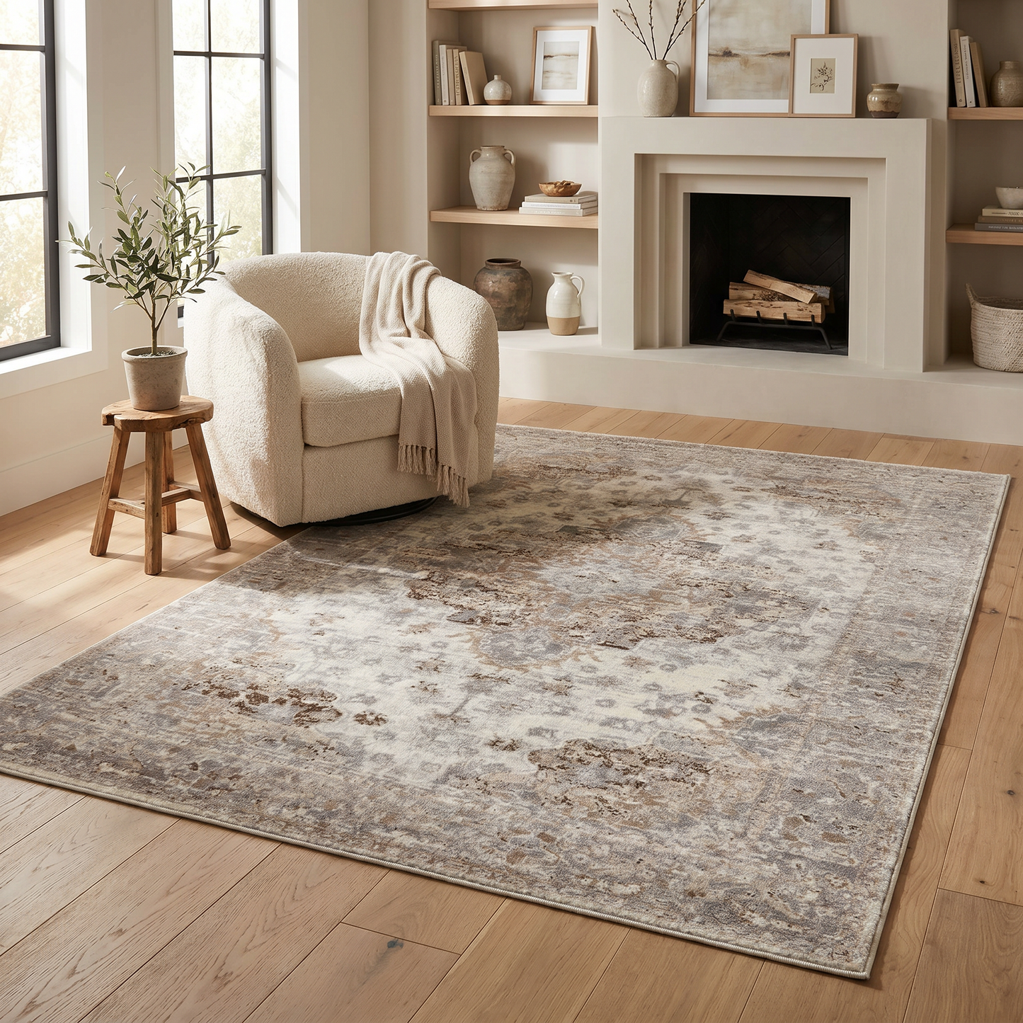 Amina Oriental Traditional Brown and Grey Indoor Rug