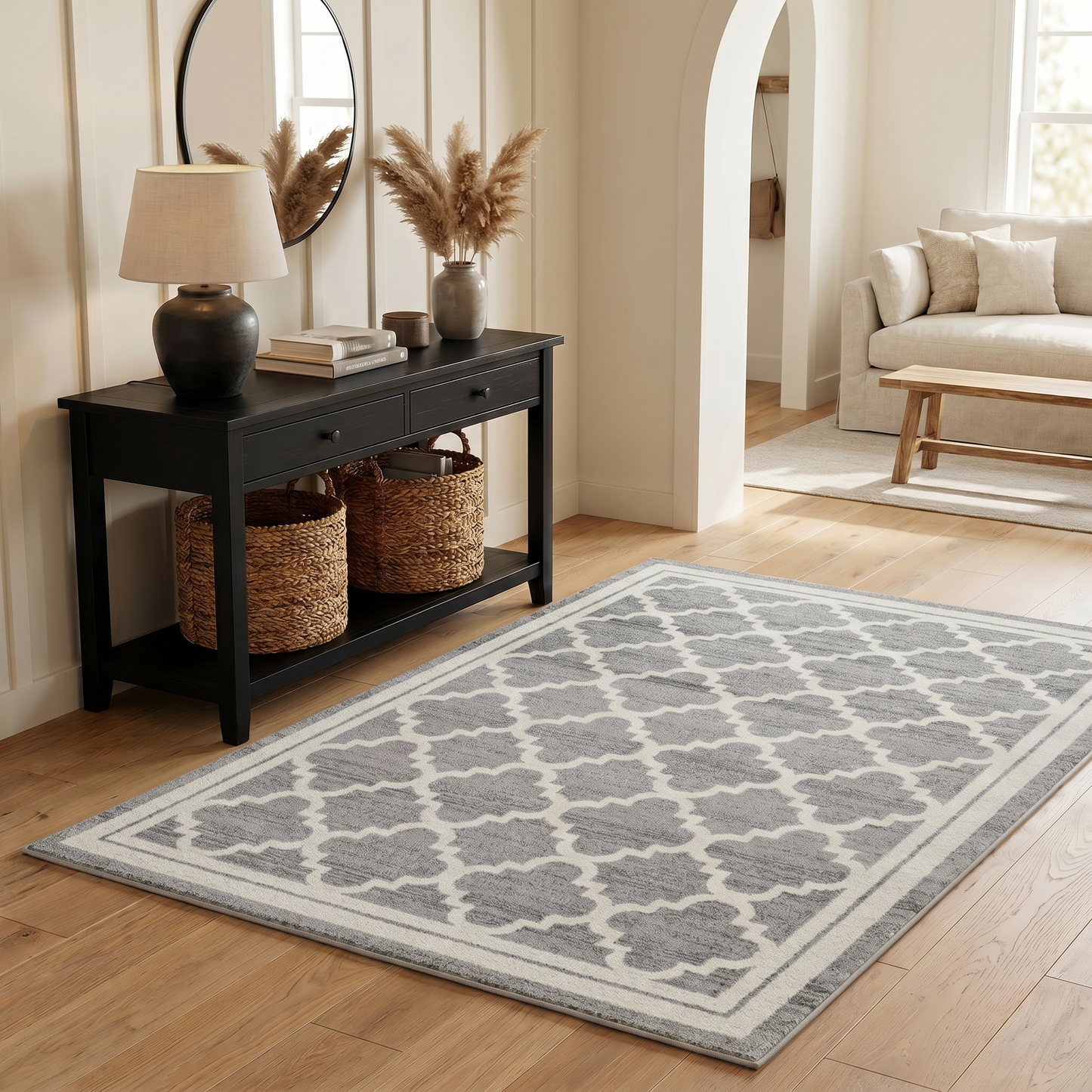 Kaya Trellis Traditional Grey Indoor Rug