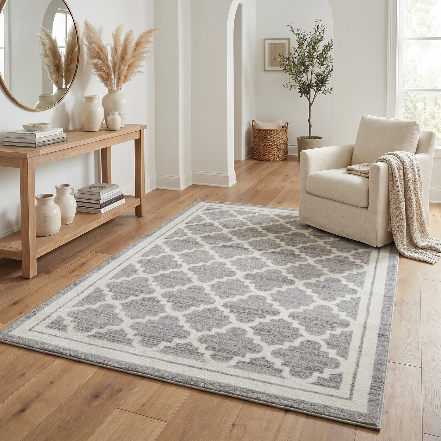 Kaya Trellis Traditional Grey Indoor Rug