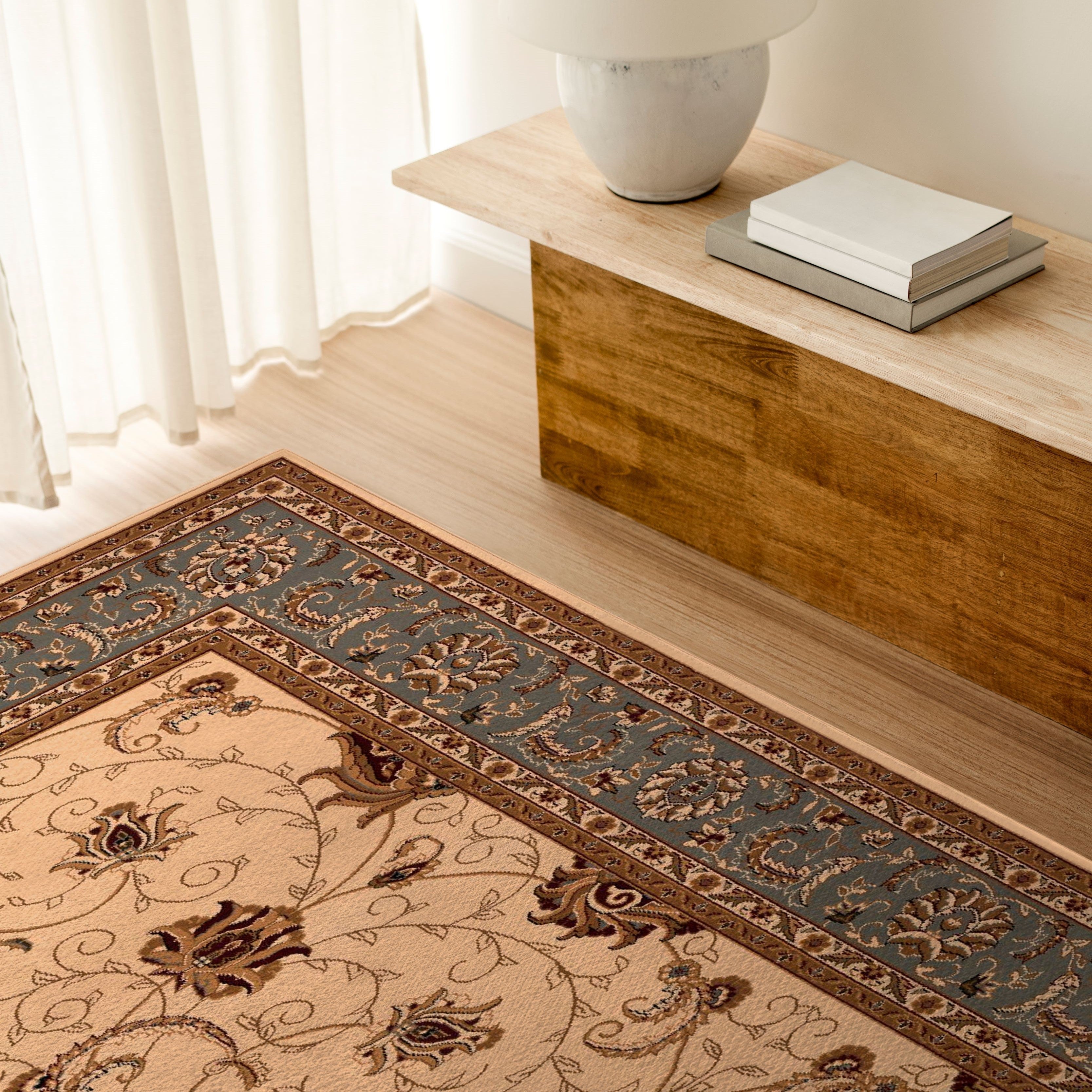 Traditional Persian Indoor Area Rug
