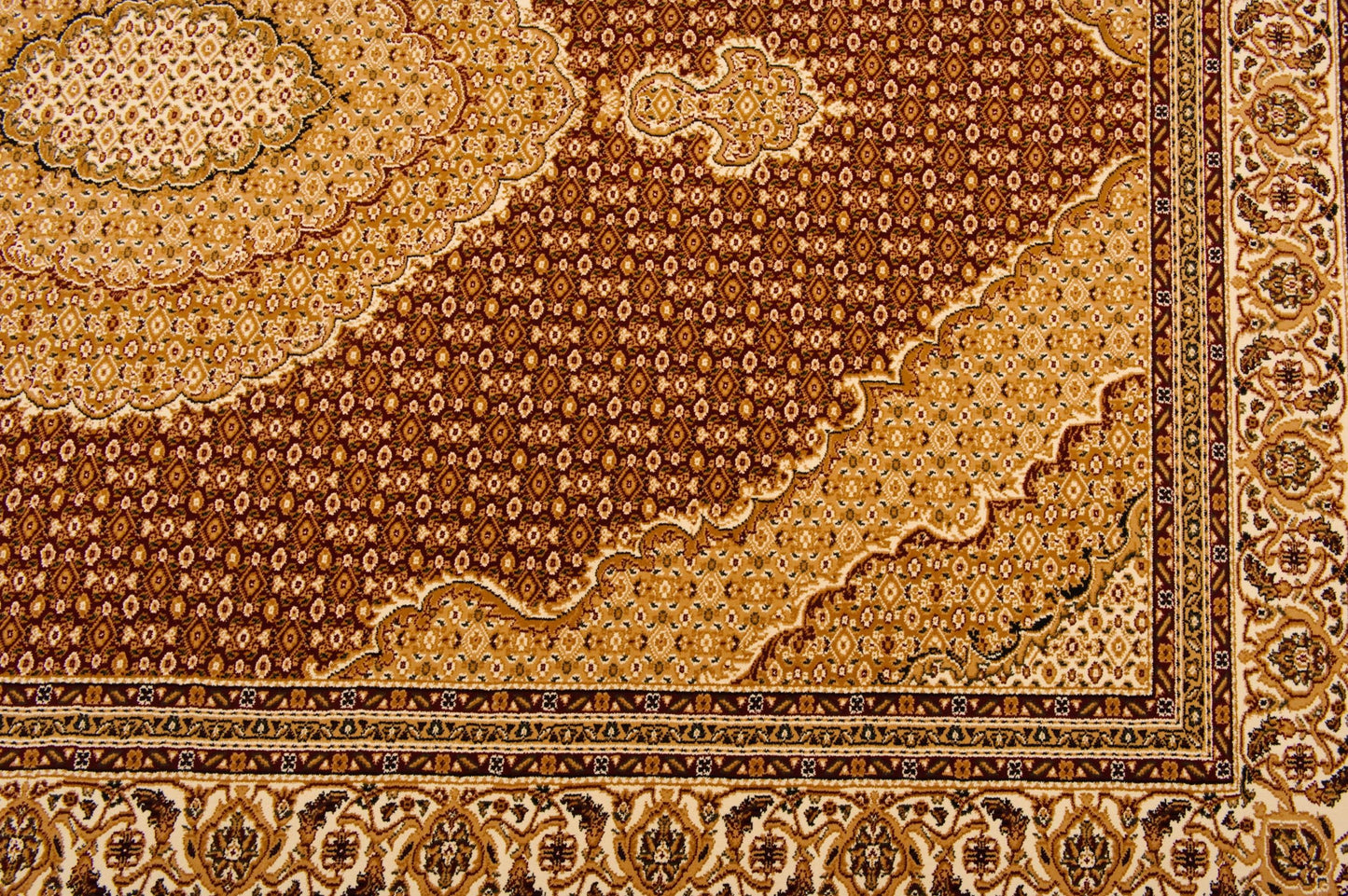 Faris Persian Medallion Traditional Red and Beige Indoor Rug