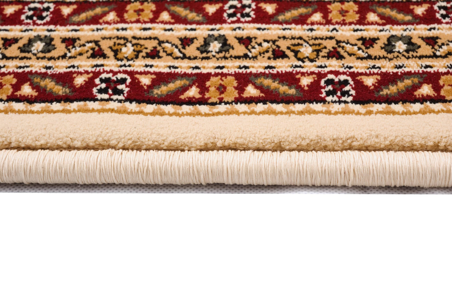 Tapis beige traditionnel marocain majestueux
