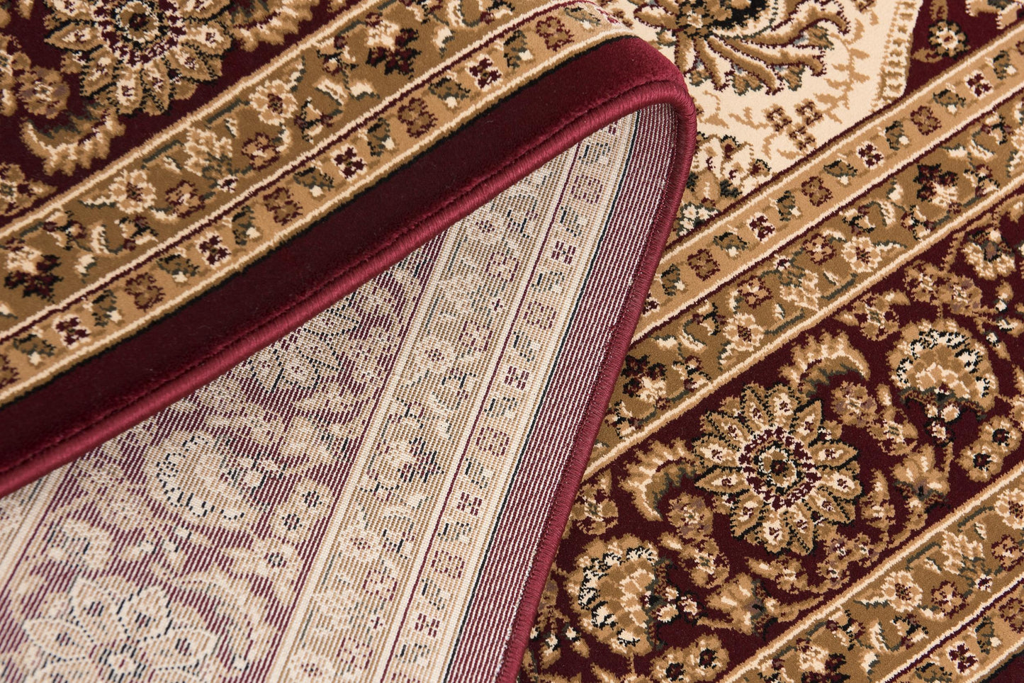 Tapis Rouge Traditionnel Marocain Majestueux
