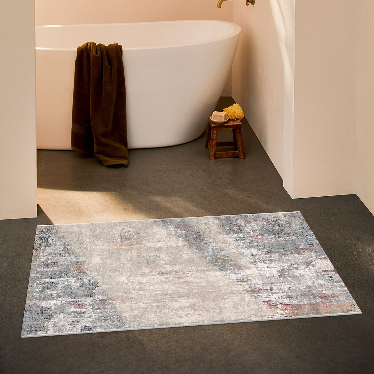 Aeris Distressed Abstract Comtemporary Grey and Red Indoor Rug