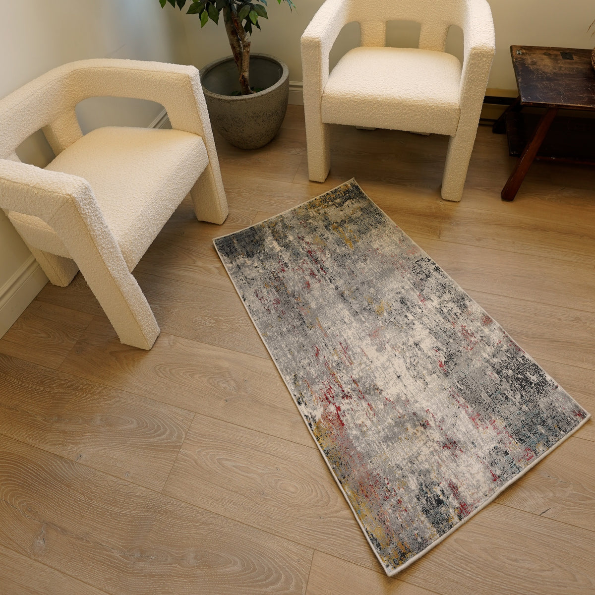 Aeris Distressed Abstract Comtemporary Grey and Red Indoor Rug