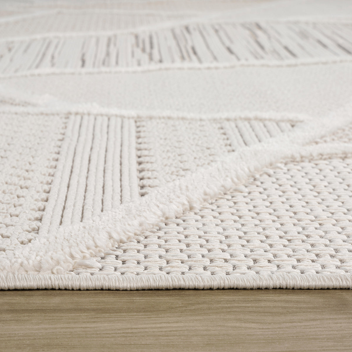 Novara Geometric Comtemporary Cream and Beige Indoor Rug