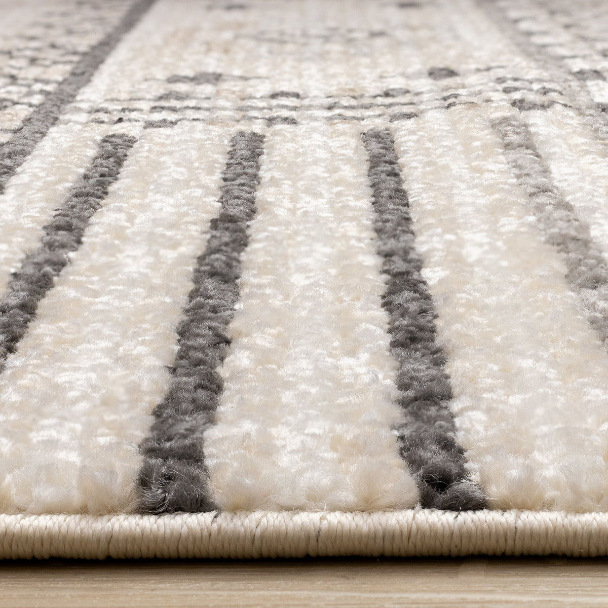 Tribal Southwestern Cream Area Rug