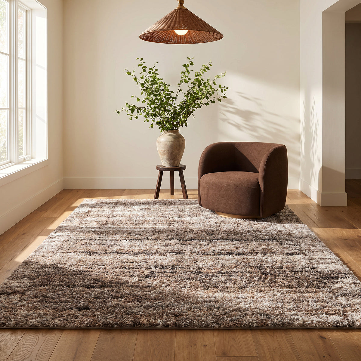 Tapis Soren ton sur ton rayé contemporain beige et marron