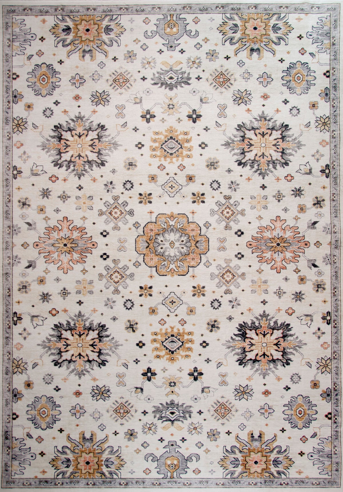 Roshin Medallion Traditional Cream and Gold Indoor Rug