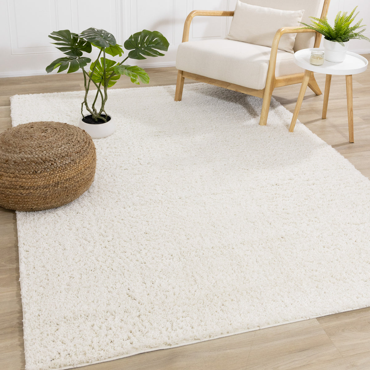 Alfombra moderna de color crema sólido tonal