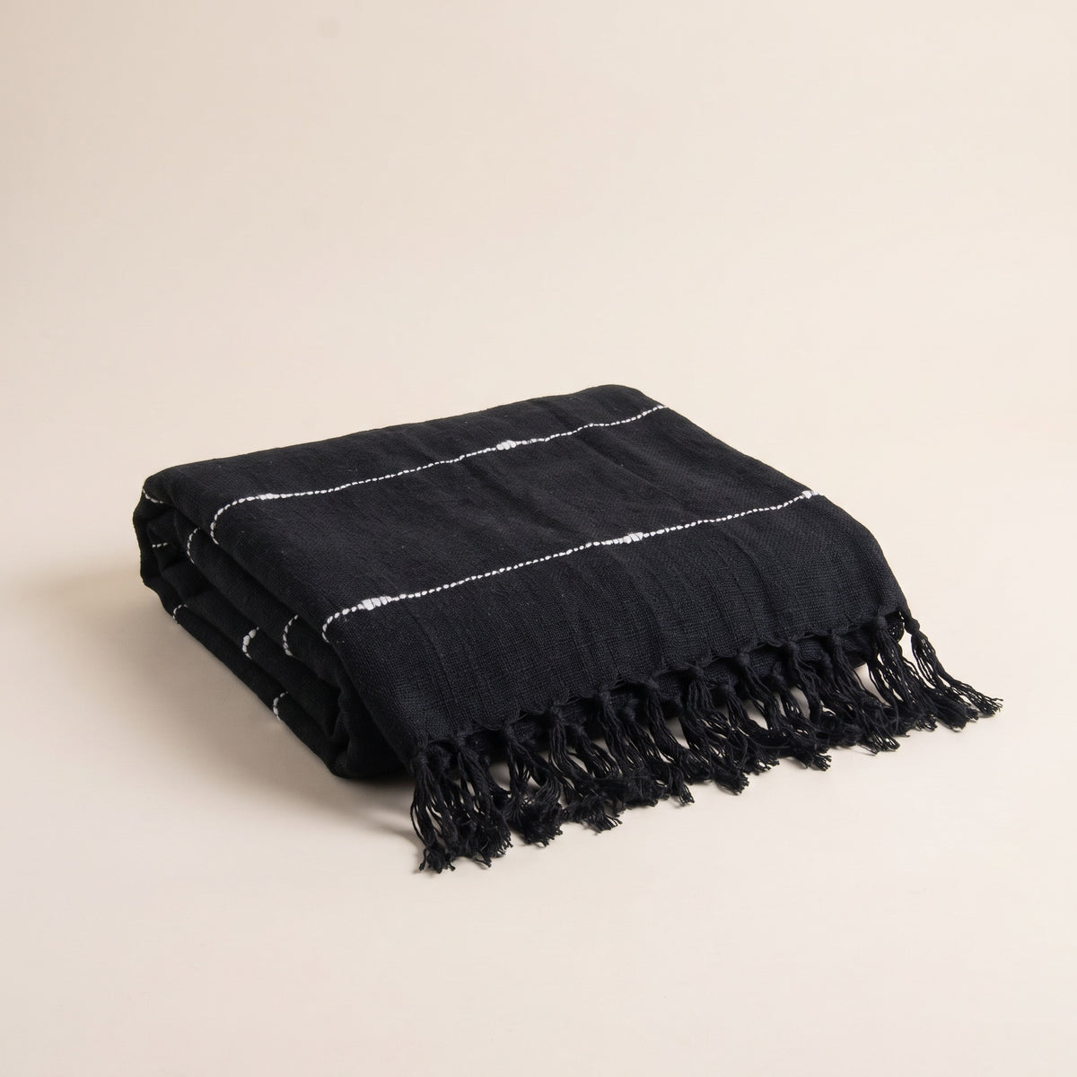 Sova Cotton Black & White Throw