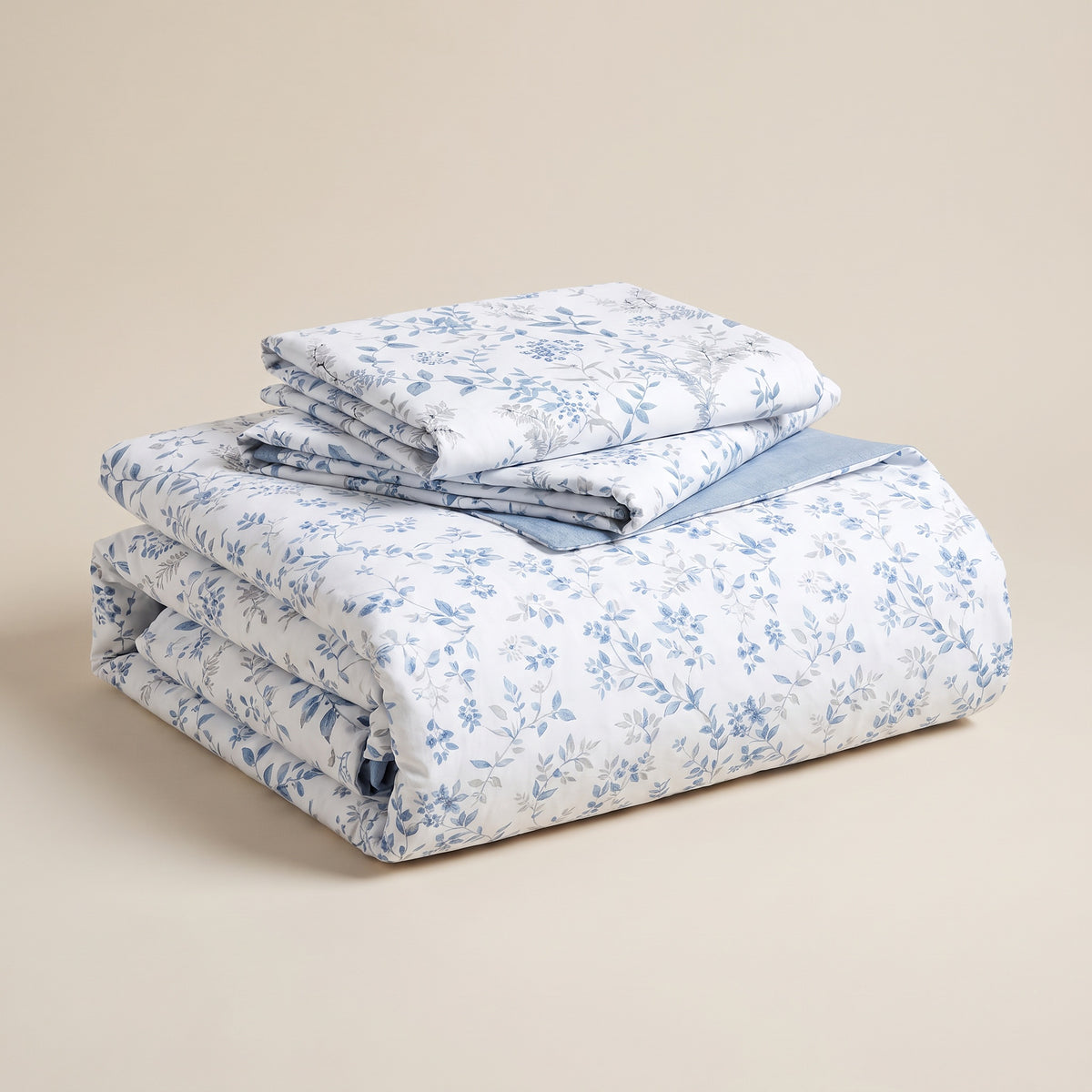 Wrenna Cotton White and Blue Duvet Cover Set