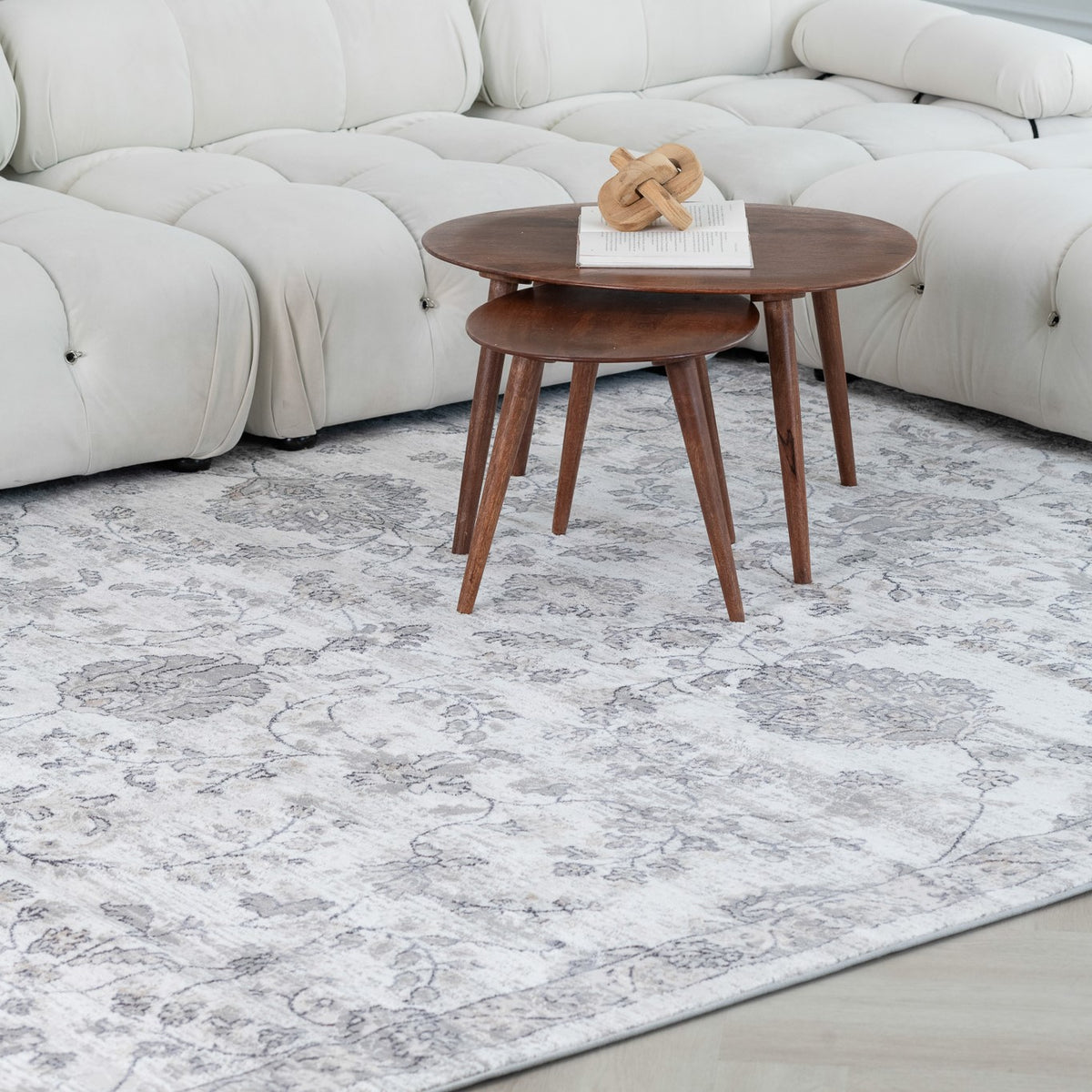 Ulfah Floral Medallion Traditional Beige and Grey Indoor Rug