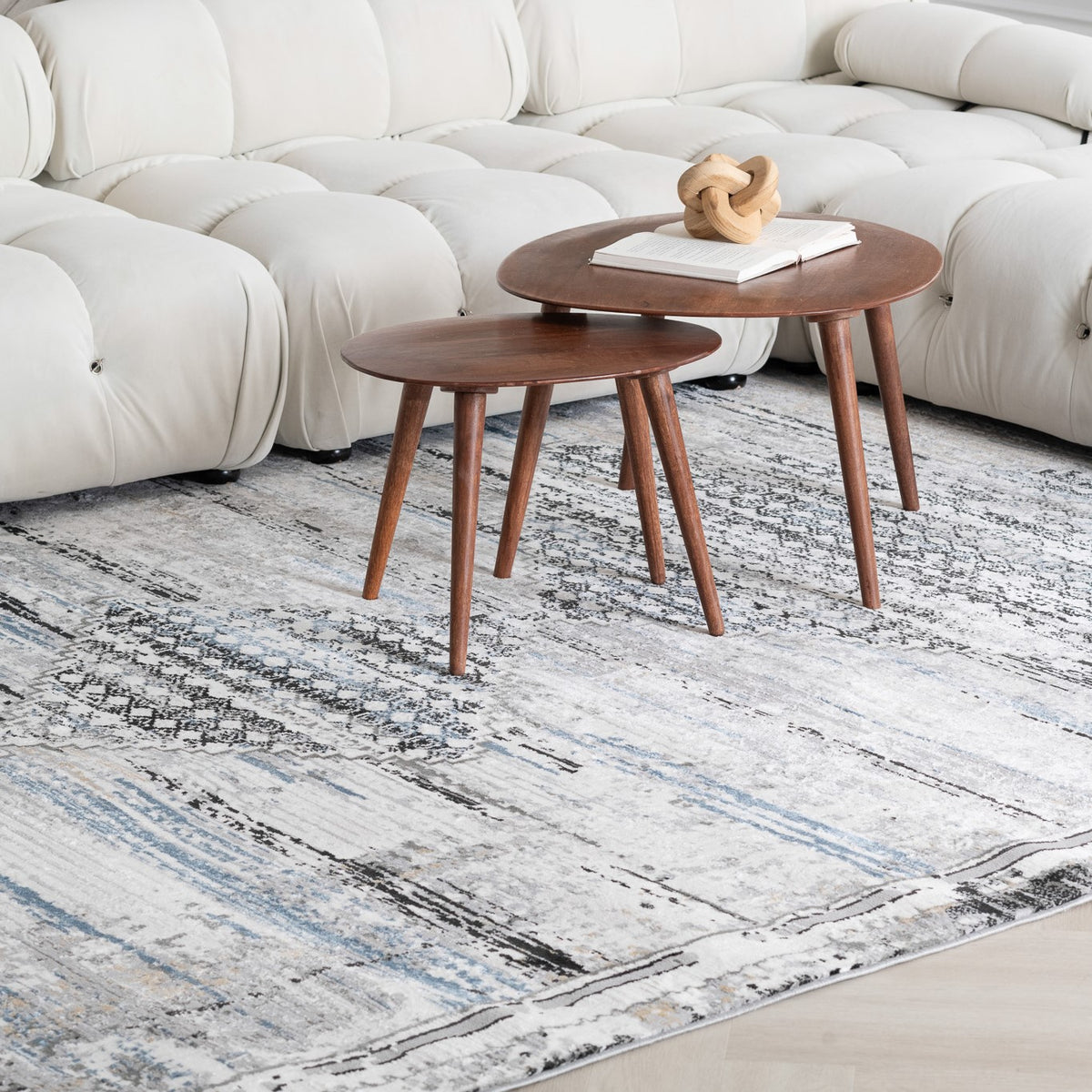 Kora Distressed Geometric Transitional Grey and Beige Indoor Rug