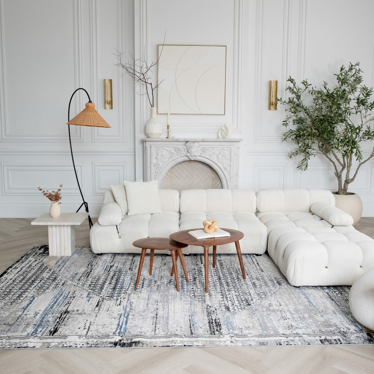 Kora Distressed Geometric Transitional Grey and Beige Indoor Rug