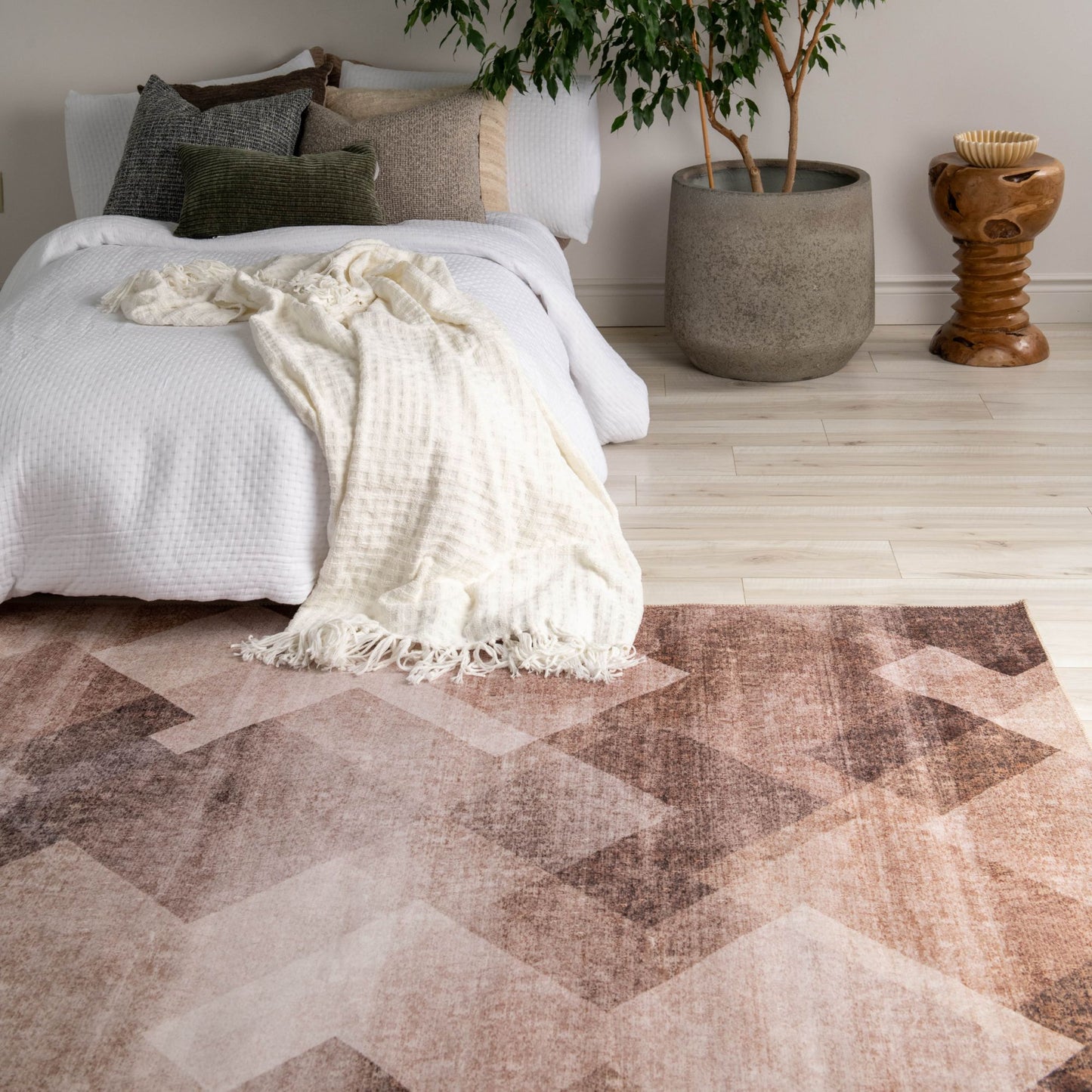 Tapis marron contemporain géométrique Emir
