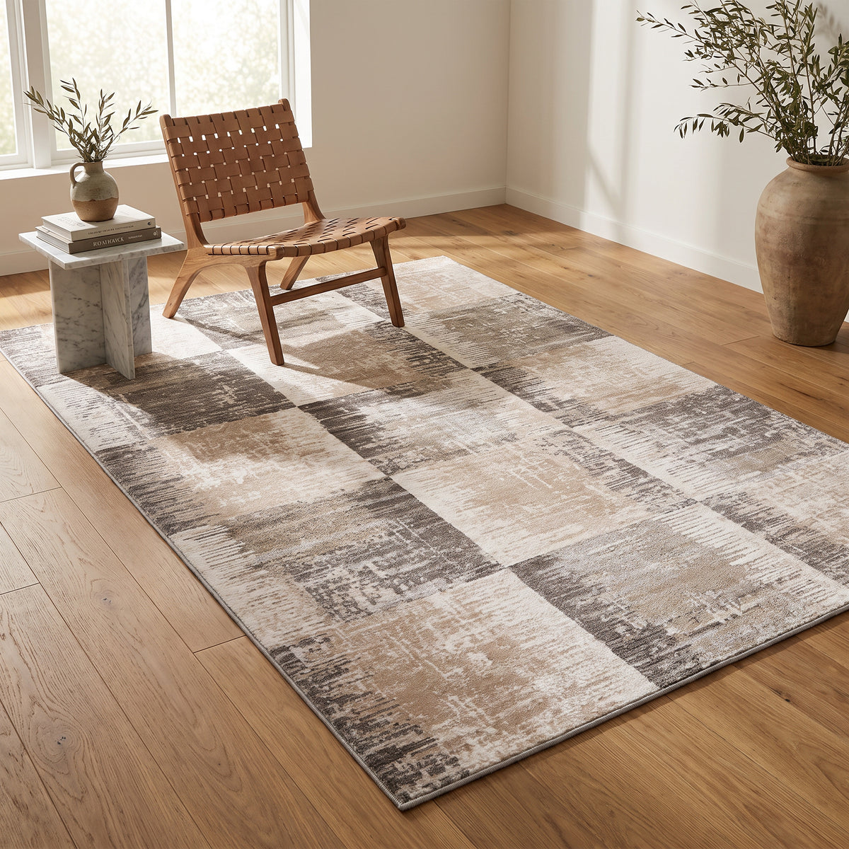 Tapis Lysa abstrait patchwork contemporain marron et beige