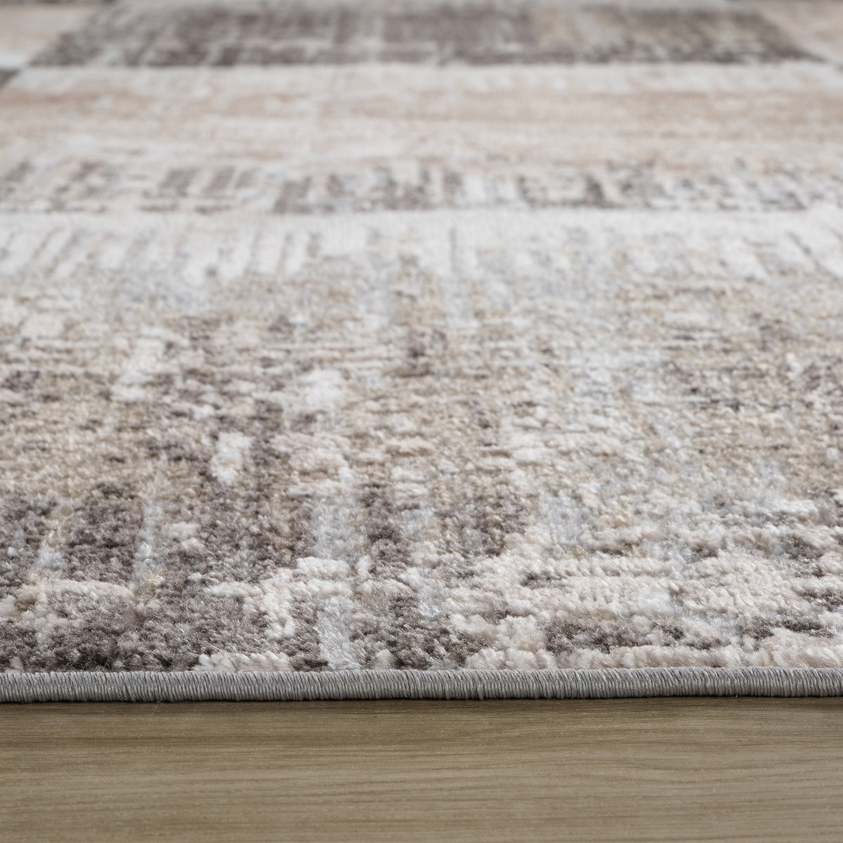 Tapis Lysa abstrait patchwork contemporain marron et beige