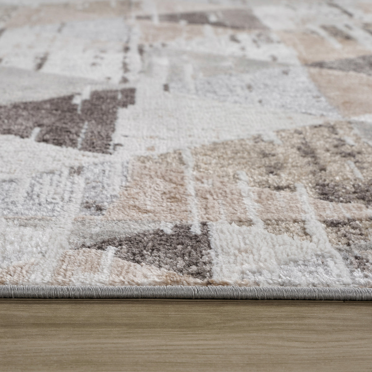 Tapis Alva géométrique contemporain beige et marron