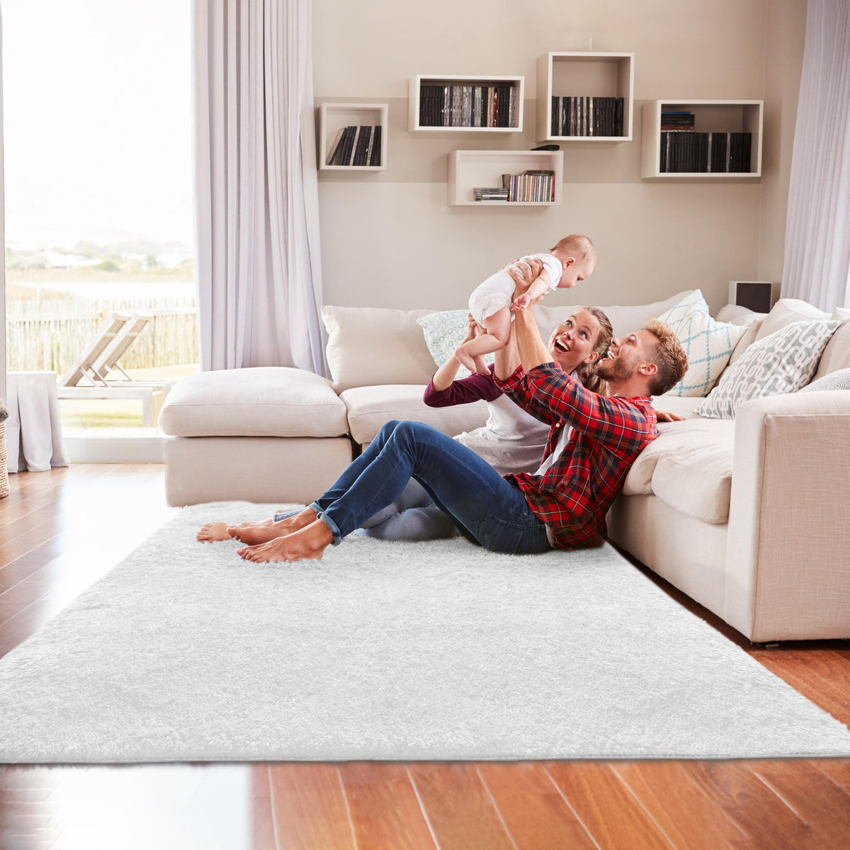 Alba Solid Contemporary White Plush Indoor Rug